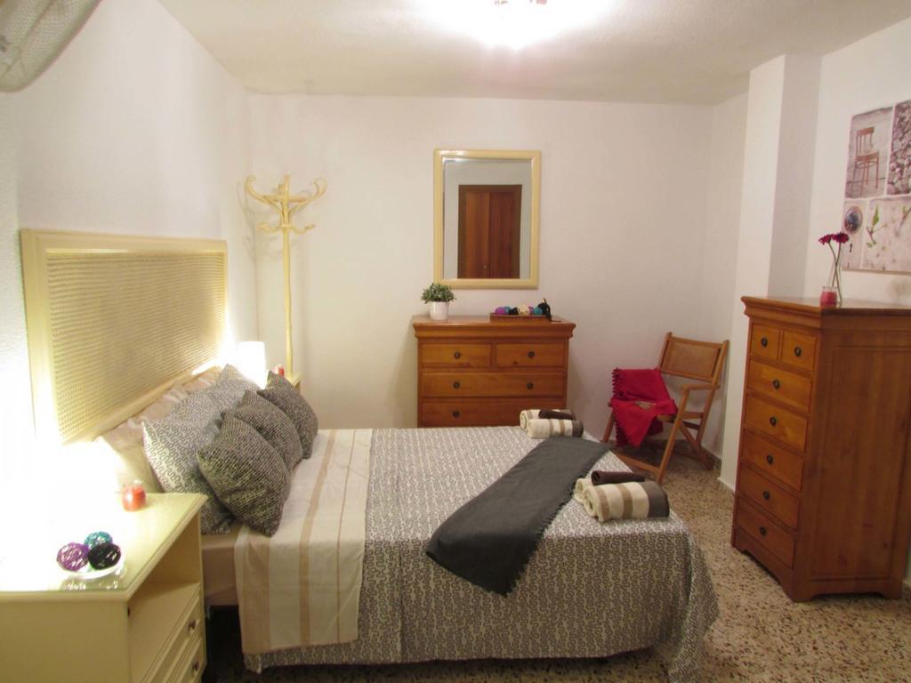 Apartamento Maestro Parada Torrevieja Ruang foto